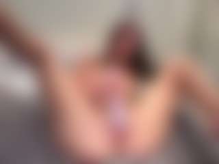 Live cam show with Little Native - Longlegs on Camsoda