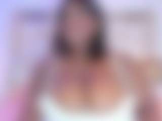 Live cam show with ChannelCarter - Ebony on Latina Girls