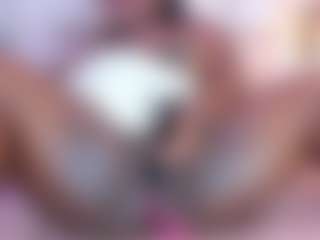 Live cam show with ChannelCarter - BBW on CamSodaAdn