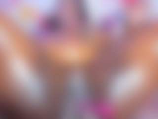 Live cam show with ChannelCarter - Ebony Petite on Uber Horny
