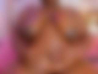 Live cam show with ChannelCarter - BBW on Dolls Live