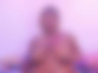 Live cam show with ChannelCarter - Thick on Camsoda