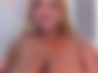 Live cam show with ChannelCarter - Public Black on Livezox