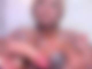 Live cam show with ChannelCarter - Big Nipples on Camsoda