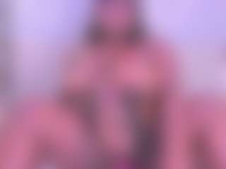 Live cam show with ChannelCarter - Ebony Squirt on PervPlay.com