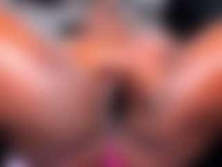 Live cam show with ChannelCarter - Tease BBW on Dolls Live