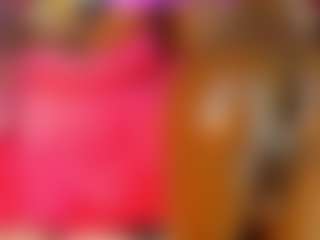 Live cam show with KANDY-EBONY - Smoking on madthumbs