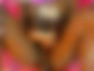 Live cam show with KANDY-EBONY - Smoking on Camsoda