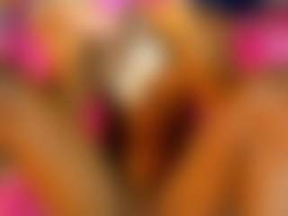 Live cam show with KANDY-EBONY - Smoking on Camsoda