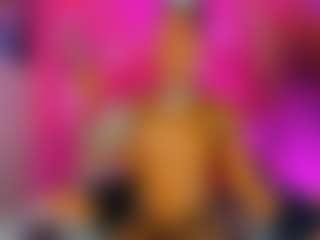 Live cam show with KANDY-EBONY - Average on boobsie.com