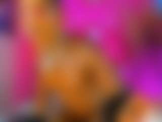 Live cam show with KANDY-EBONY - Average on alttransgirls