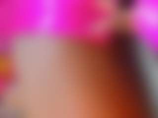 Live cam show with KANDY-EBONY - Brown Eyes on SxyPornLive