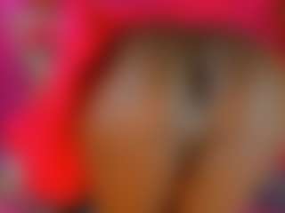 Live cam show with KANDY-EBONY - Facial Piercings on Camsoda