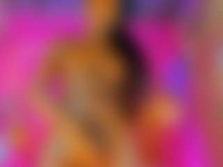Live cam show with KANDY-EBONY - Facial Piercings on Camsoda
