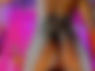 Live cam show with KANDY-EBONY - Drinking on StripNow