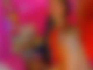 Live cam show with KANDY-EBONY - Latina on Camversity