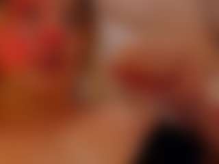 Live cam show with SilvanaAllen - Small Tits on StripNow