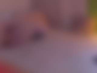 Live cam show with SilvanaAllen - Skinny on Camiplay Live