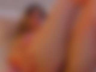 Live cam show with SilvanaAllen - Latina on Streamer API | colombia