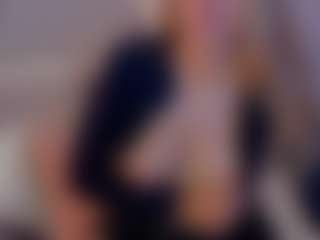 Live cam show with SilvanaAllen - Skinny on Camsoda