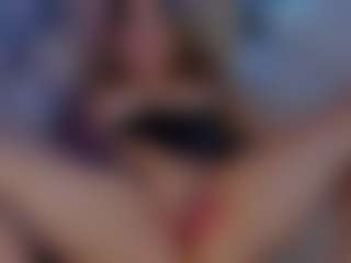 Live cam show with SilvanaAllen - Blonde Hair Anal on Gym Cam Girls