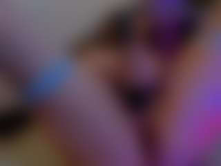 Live cam show with SilvanaAllen - Blonde Hair Toys on Hubzter Live