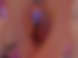 Live cam show with SilvanaAllen - Blonde Hair Lovense on LiveSexCams6