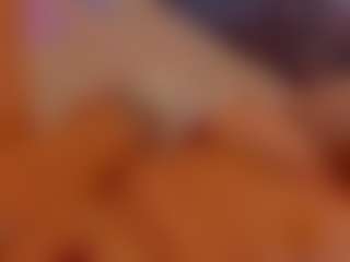 Live cam show with SilvanaAllen - Skinny on friskycurves.com