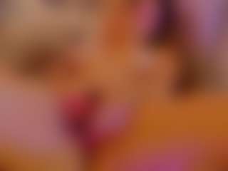 Live cam show with SilvanaAllen - Lush Blonde Hair on Camsoda