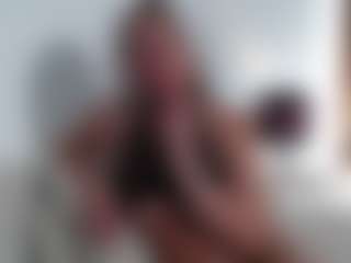 Live cam show with anabelle0904 - Green Eyes on Mixed Magazine Live