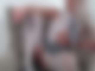 Live cam show with anabelle0904 - Green Eyes on friskycurves.com