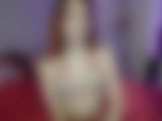 Live cam show with Calista Chaos - Tiny Tits on xDating