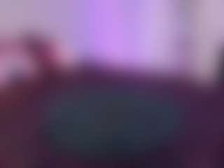 Live cam show with Calista Chaos - Dress on Cam Slut