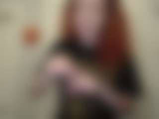 Live cam show with Calista Chaos - Blue Eyes on SinfulBabes