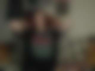 Live cam show with Calista Chaos - Smoking on Free Soda