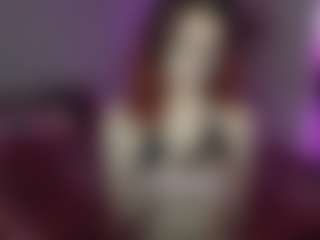 Live cam show with Calista Chaos - Senior on Camsoda