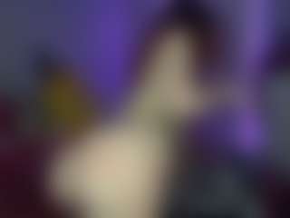 Live cam show with Calista Chaos - Pornstar MILF on Soda Cam
