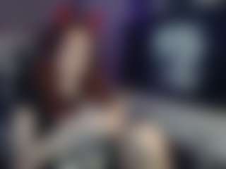 Live cam show with Calista Chaos - Skinny on Gym Cam Girls