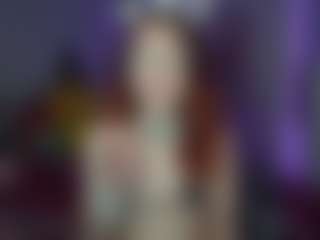 Live cam show with Calista Chaos - Gamer Toys on StripNow