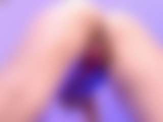 Live cam show with Mandi_pole - White Teen (18+) on Camsoda | colombia