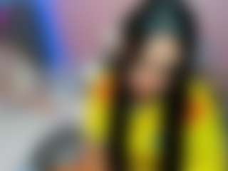 Live cam show with Aida-Hadid - Thong on Chatstar