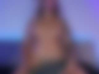 Live cam show with Anahi Jones - Blonde Hair Fetish on Soda Cam