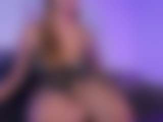 Live cam show with Anahi Jones - Squirt on Camming Site