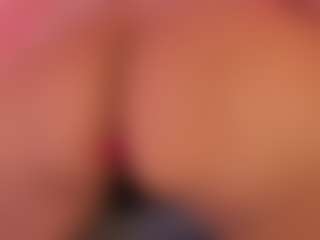Live cam show with Anahi Jones - Ass Bouncing on PervPlay.com