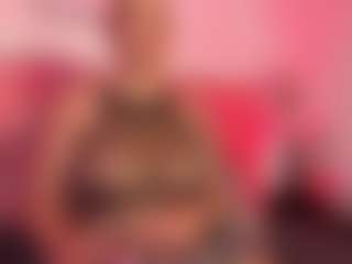 Live cam show with Anahi Jones - Flashing on Camsoda