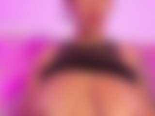 Live cam show with Anahi Jones - Big Ass on Instabang