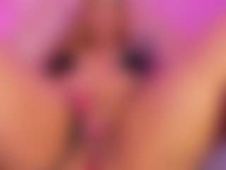 Live cam show with Anahi Jones - Dirty Talk on Mixed Magazine Live