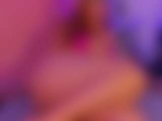 Live cam show with Anahi Jones - Oil on Camsoda