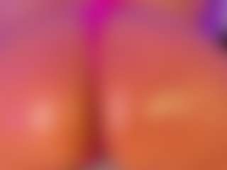 Live cam show with Anahi Jones - Milk on SpunkLive
