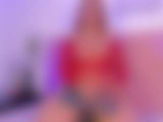 Live cam show with Anahi Jones - Squirt on Camsoda